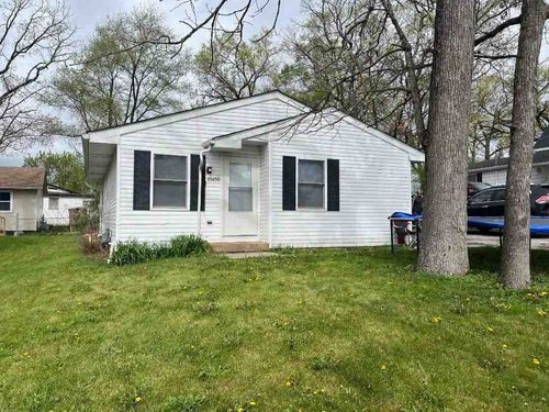 35650 N Laurel Ave, Ingleside, IL, 60041-9130 | Card Image