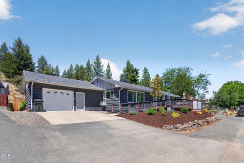 203 N Humbolt St, Canyon City, OR, 97820-6121 | Card Image