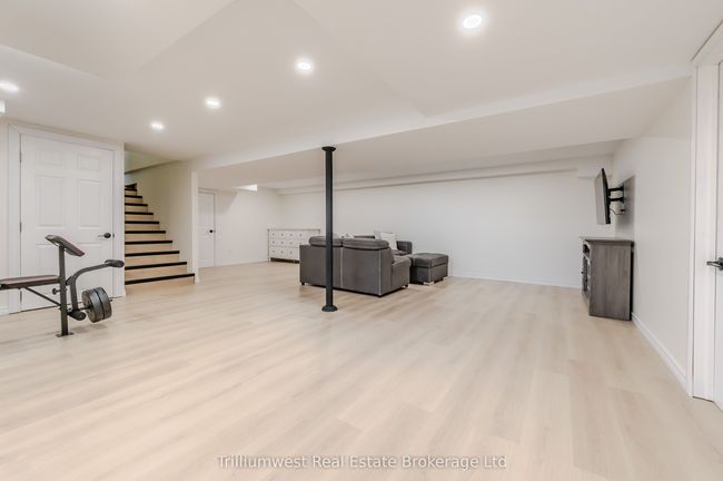21 Emma St, House other with 3 bedrooms, 2 bathrooms and 4 parking in Princeton ON | Image 31