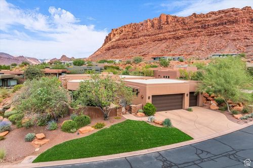 unit-106-2331 W Entrada Trl, St. George, UT, 84770-7424 | Card Image