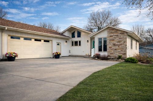 604 W 1st Street, Monona, IA, 52159 | Card Image