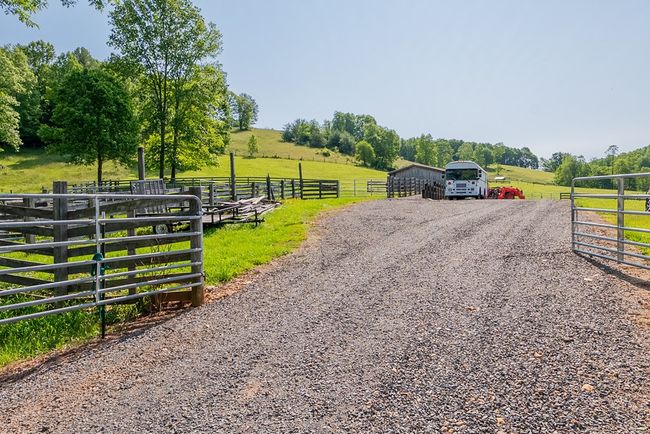 688 Gibson Knob Rd, Home with 0 bedrooms, 0 bathrooms and null parking in Laurel Fork VA | Image 42