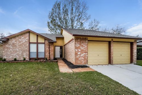 16311 Alametos Dr, Houston, TX, 77083-2805 | Card Image
