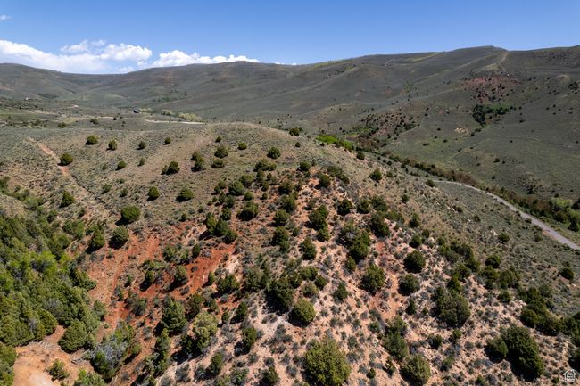 Mountain view with a desert landscape | Image 9