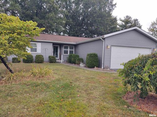 110 Stork St, Anna, IL, 62906-2201 | Card Image