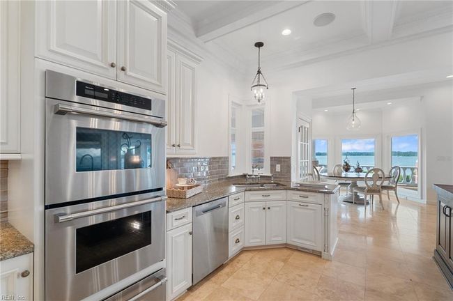 Gourmet Chef's Kitchen | Image 14