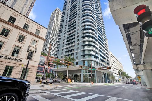 1001b-121 Ne 5th Street, Miami, FL, 33132 | Card Image