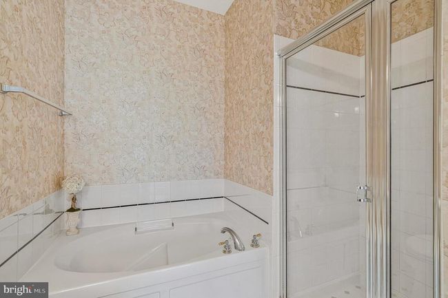 APT-202 - 12161 Abington Hall Pl, Condo with 2 bedrooms, 2 bathrooms and null parking in RESTON VA | Image 15
