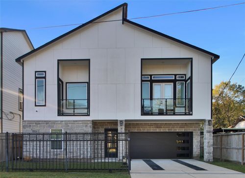 811 Paul Quinn St, Houston, TX, 77091-4154 | Card Image