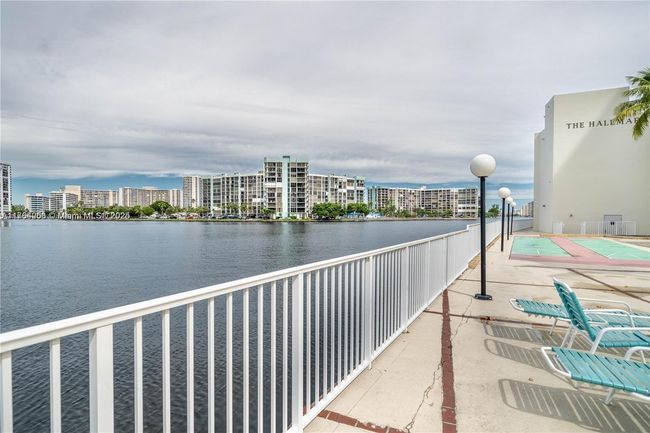 APT-508 - 3800 S Ocean Dr, Condo with 1 bedrooms, 2 bathrooms and null parking in Hollywood FL | Image 34