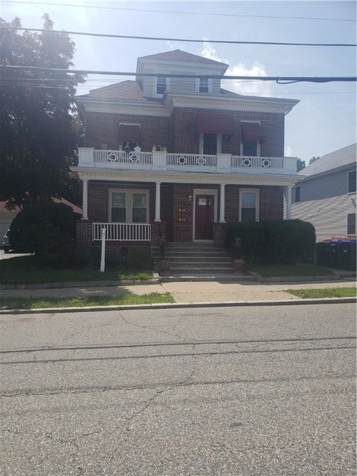106 Langdon St, Providence, RI, 02904-1111 | Card Image