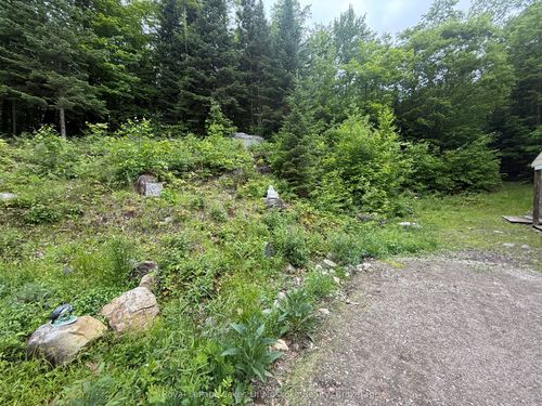 1118 Stoney Rd, Burks Falls, ON, P0A1C0 | Card Image