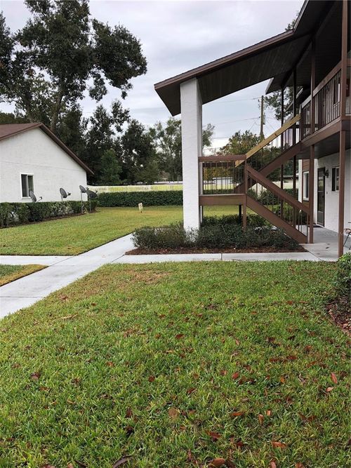 g-39132 County Road 54, Zephyrhills, FL, 33542-1123 | Card Image