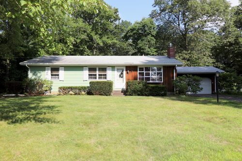 28 Riverview Ter, Windsor, CT, 06095-1915 | Card Image