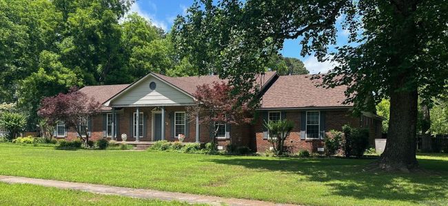 504 W College Street, House other with 4 bedrooms, 3 bathrooms and null parking in Beebe AR | Image 2