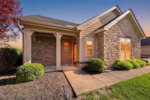 9107 Park Place Cir, West Chester, OH, 45069-4956 | Card Image