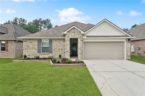 28399 Longfellow Ln, Albany, LA, 70711-4242 | Card Image