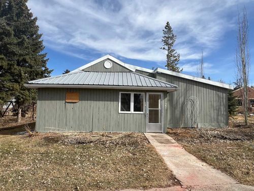 27 1 St E, Arrowwood, AB, T0L0B0 | Card Image