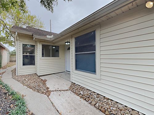 16031 Hidden Acres Dr, Houston, TX, 77084-2952 | Card Image