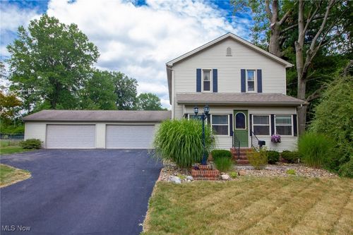 2128 Lyon Blvd, Youngstown, OH, 44514-1565 | Card Image