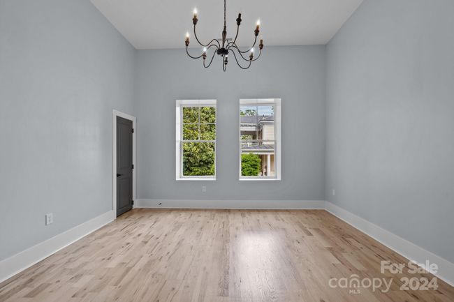Middle forward bedroom | Image 28