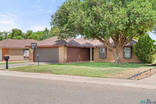 2124 Country Meadows Dr, Clovis, NM, 88101 | Card Image