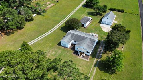 208 S End Rd, Knotts Island, NC, 27950-9632 | Card Image