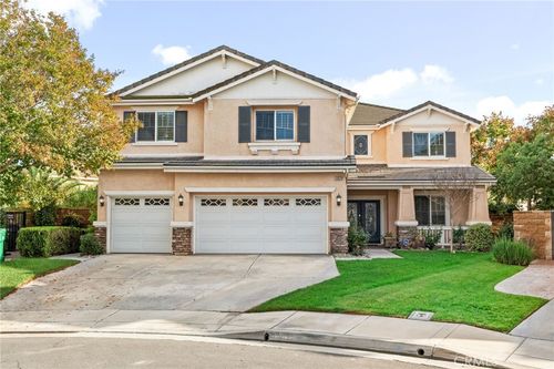 13879 Fair Meadows Ct, Eastvale, CA, 92880-3321 | Card Image