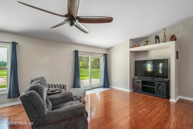 6301 W Highway 326, House other with 3 bedrooms, 2 bathrooms and null parking in Ocala FL | Image 17