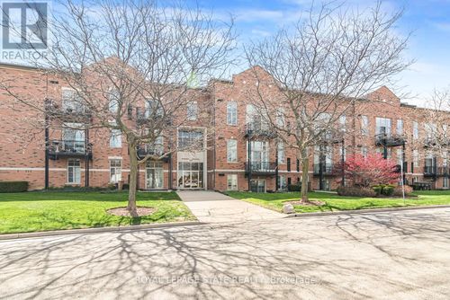 311-262 Dundas Street E, Hamilton (Waterdown), ON, L9B1A9 | Card Image