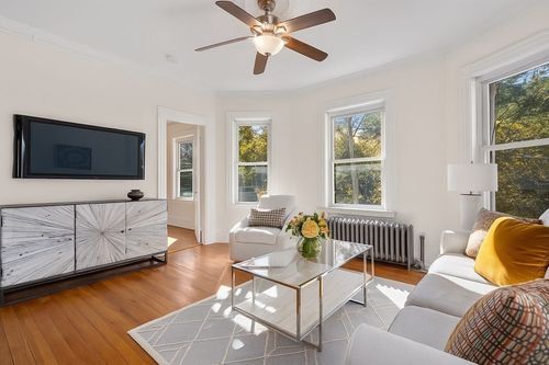 apt-2-55 Reservoir Rd, Chestnut Hill, MA, 02467-2520 | Card Image