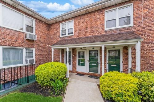 apt-23-1570 Grand Ave, North Baldwin, NY, 11510-1850 | Card Image