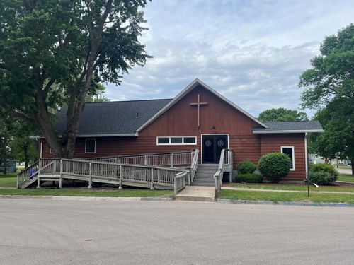 605 9th Ave, Clarkfield, MN, 56223 | Card Image