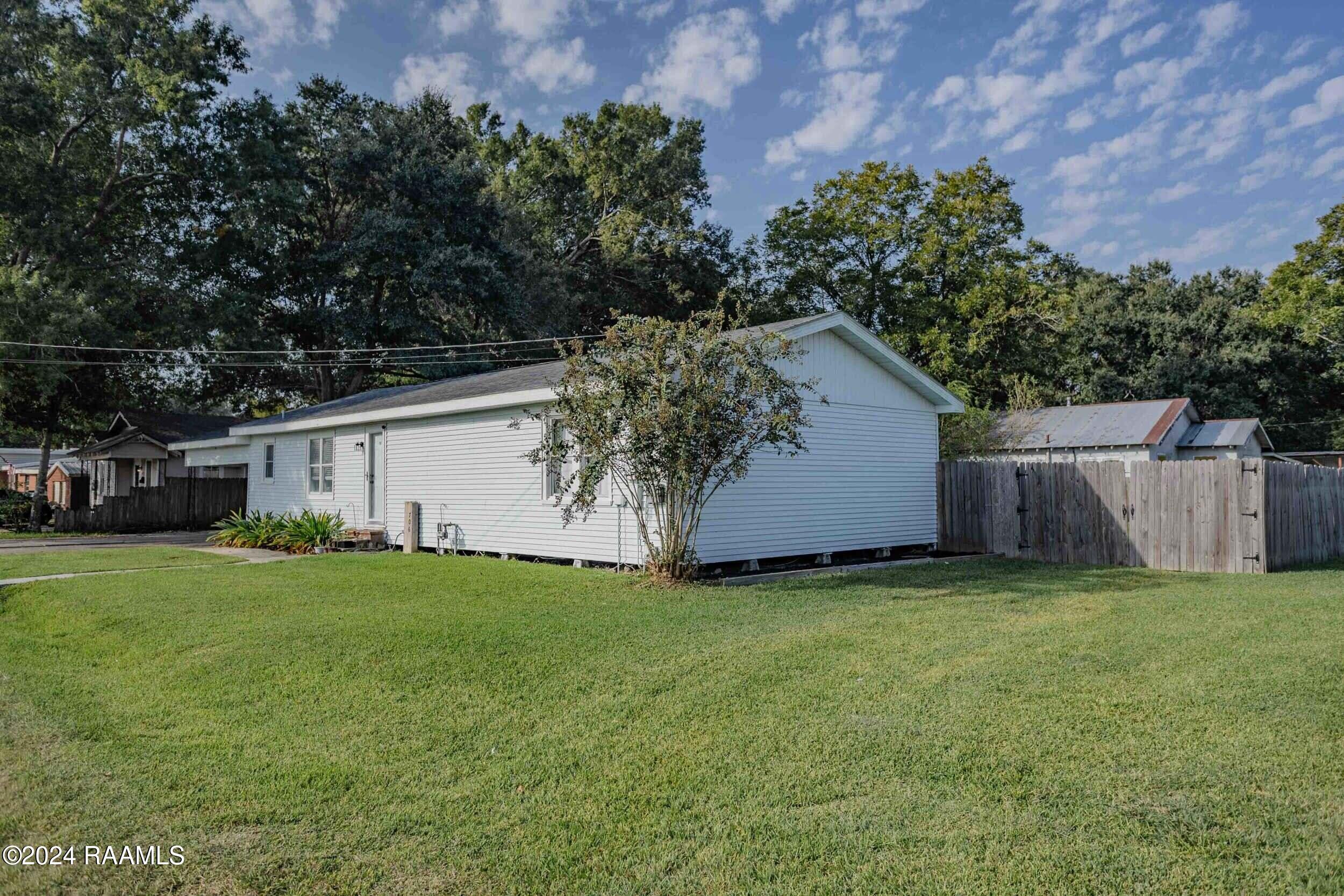 Residential in Crowley 2