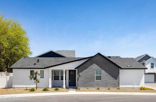 85-9117 N 181st Ave, Waddell, AZ, 85355-7665 | Card Image