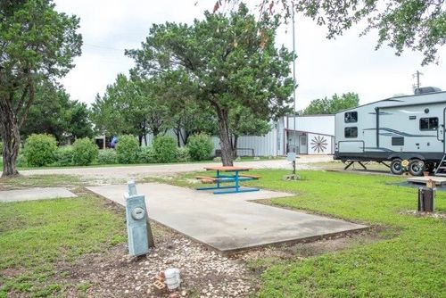 128 Yellowstone Dr, Whitney, TX, 76692-2278 | Card Image