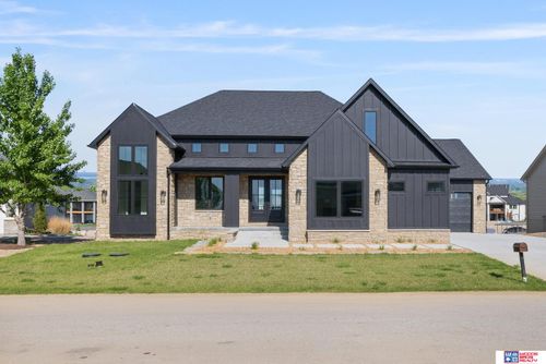 676 Waterford Pointe, Ashland, NE, 68003-4501 | Card Image