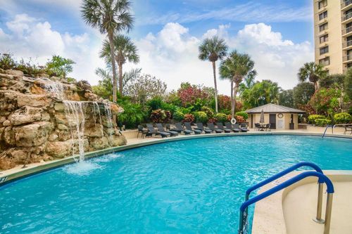 1405-2450 Presidential Way, West Palm Beach, FL, 33401-1329 | Card Image