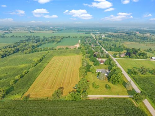 5 Swoboda Rd, East Troy, WI, 53120 | Card Image