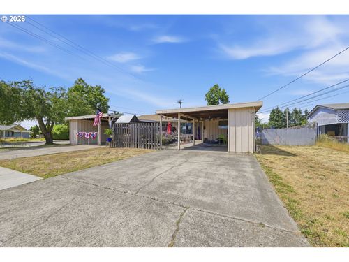 5104 E St, Springfield, OR, 97478-6157 | Card Image