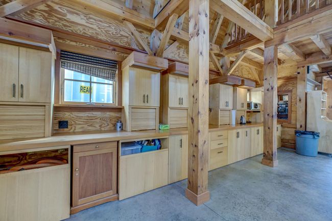 Custom storage and built in Cigar humidor | Image 79