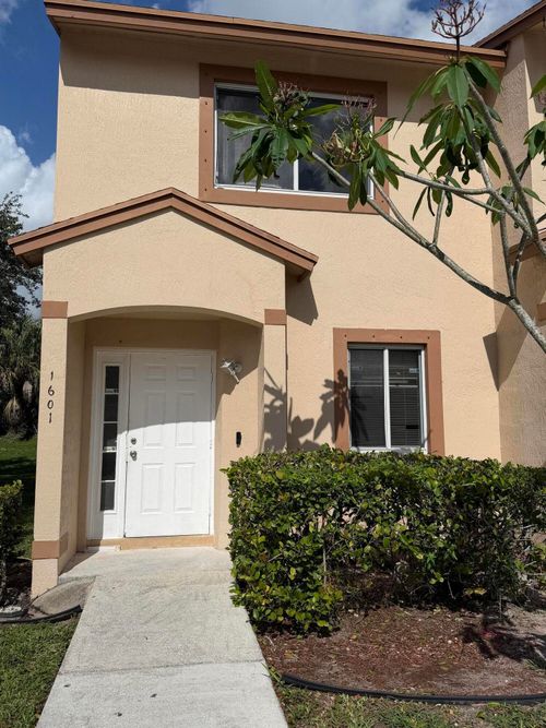 1601-1601 Lakeview Dr W, Royal Palm Beach, FL, 33411-8700 | Card Image