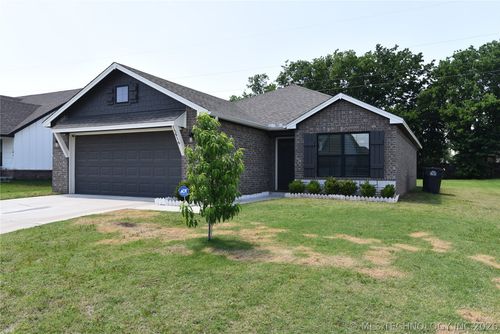 13916 S Quincy Street, Glenpool, OK, 74033 | Card Image