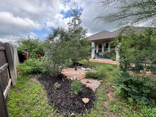 224 Majestic Sage Trl, San Marcos, TX, 78666-4392 | Card Image