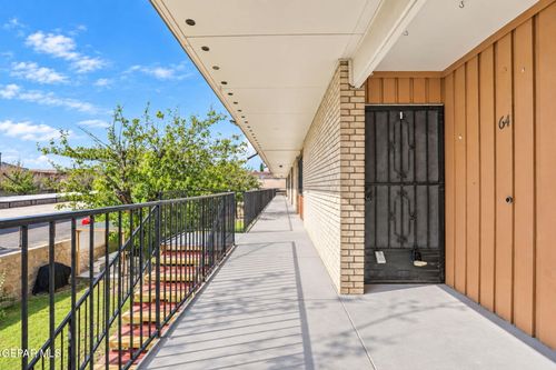 64-6400 Edgemere Blvd, El Paso, TX, 79925-3531 | Card Image