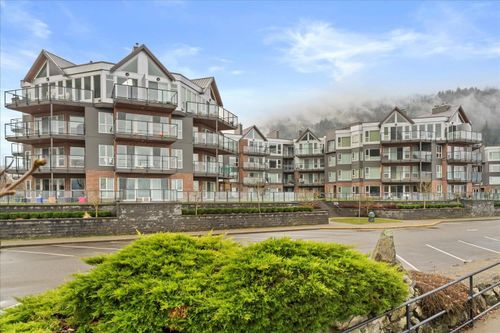 209-378 Esplanade Ave, Harrison Hot Springs, BC, V0M1A3 | Card Image