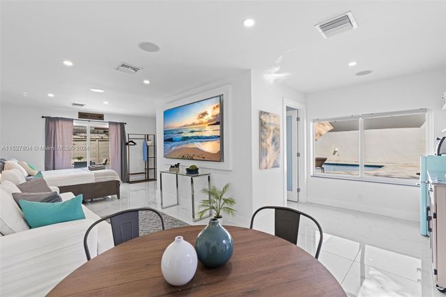 26 Ne 88 Th St, House other with 4 bedrooms, 3 bathrooms and null parking in El Portal FL | Image 26