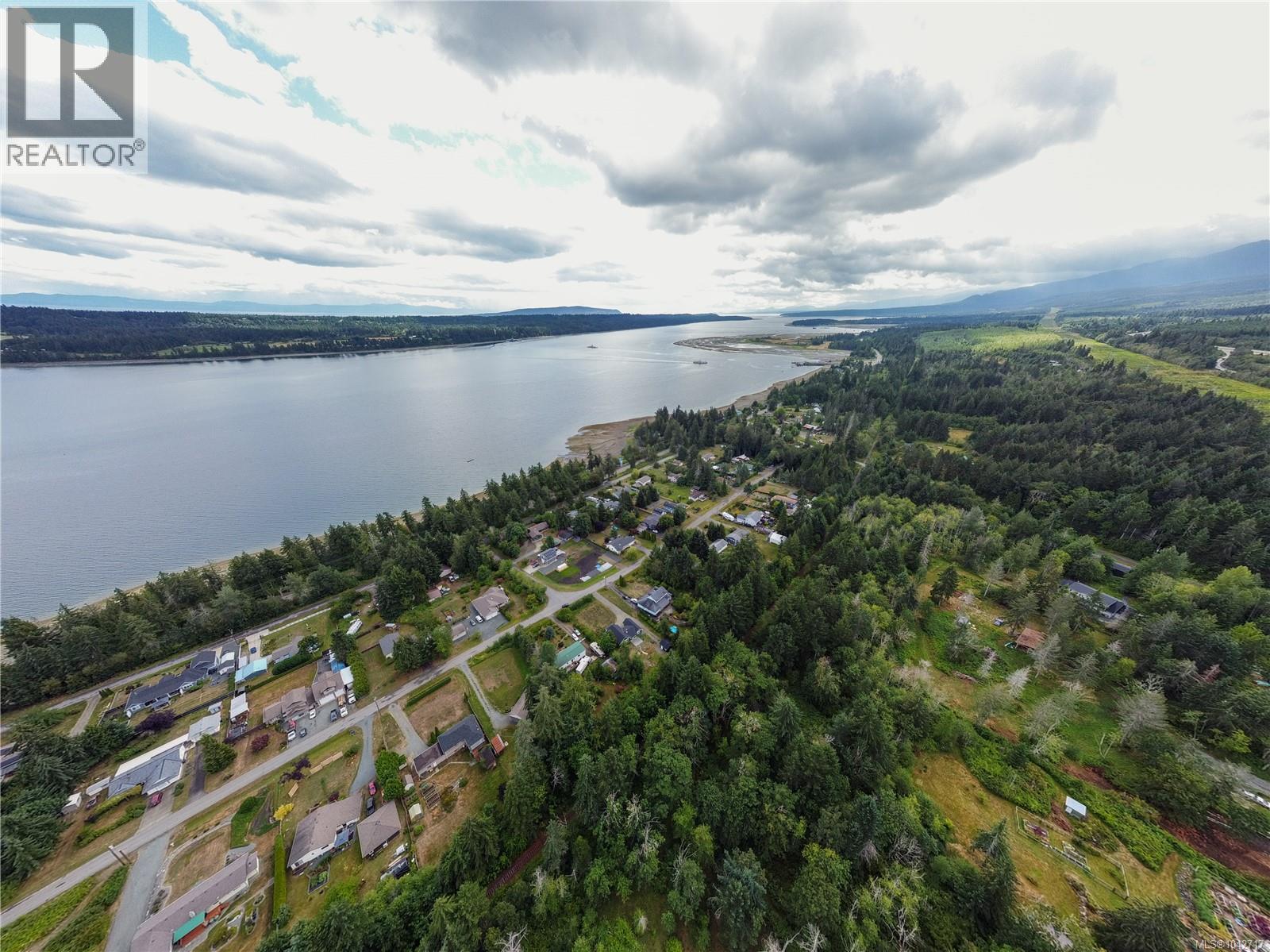 Residential in Fanny Bay 3