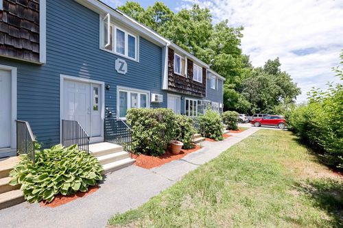 16 Auclair Ave, Manchester, NH, 03102-3703 | Card Image
