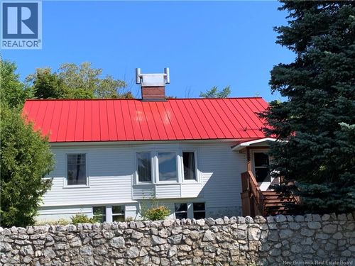 775 Murray Ave, Bathurst, NB, E2A1V3 | Card Image